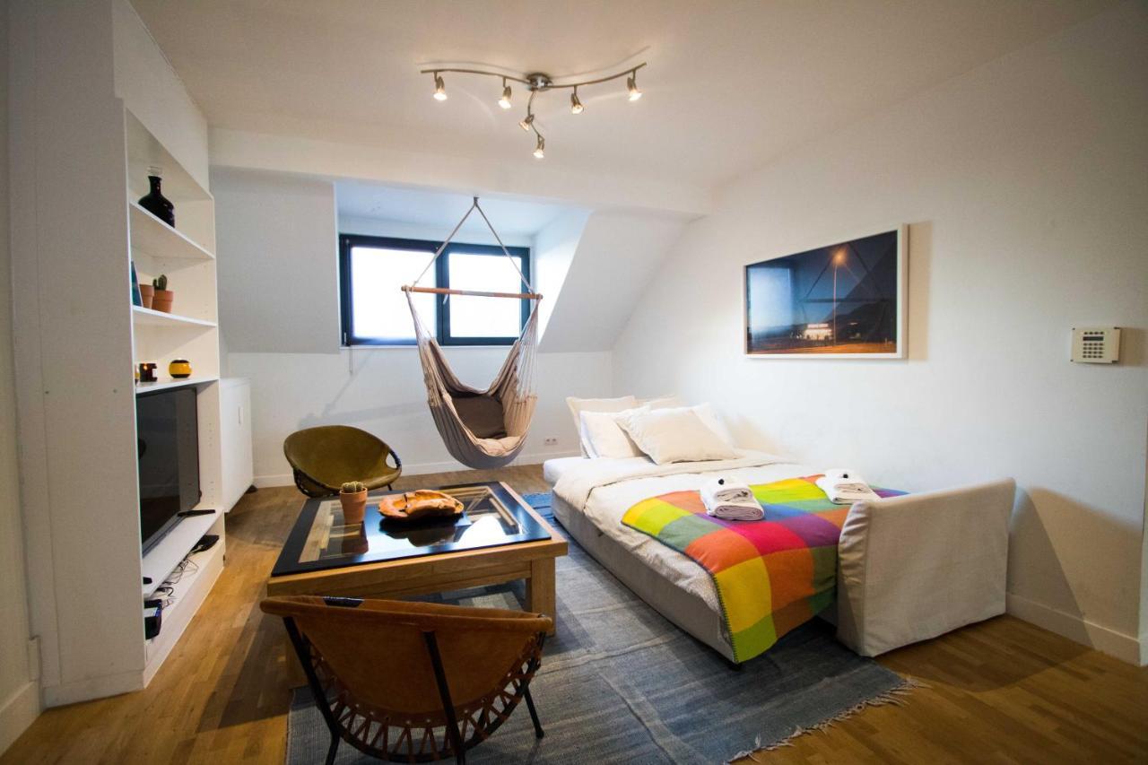 Charming Apartments Near Avenue Louise ブリュッセル エクステリア 写真