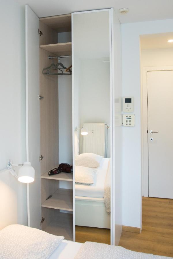 Charming Apartments Near Avenue Louise ブリュッセル エクステリア 写真