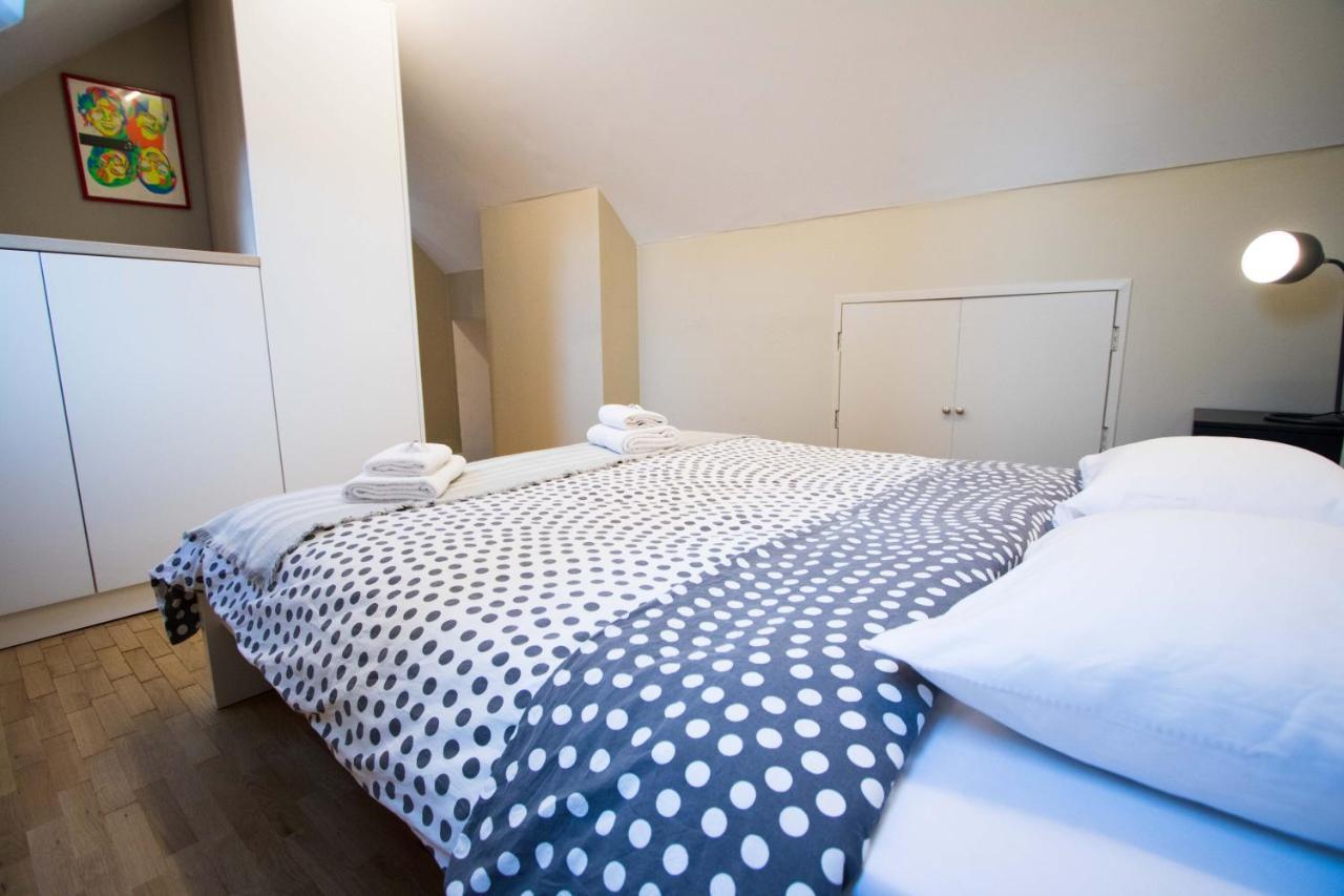 Charming Apartments Near Avenue Louise ブリュッセル エクステリア 写真